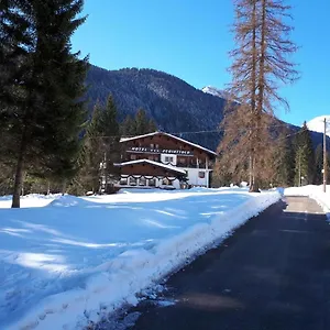 Hotel Scoiattolo ***